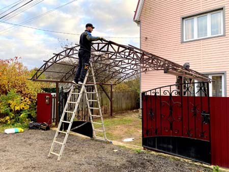 Навес из поликарбоната цена с доставкой и установкой Навес из поликарбоната цена с доставкой и установкой